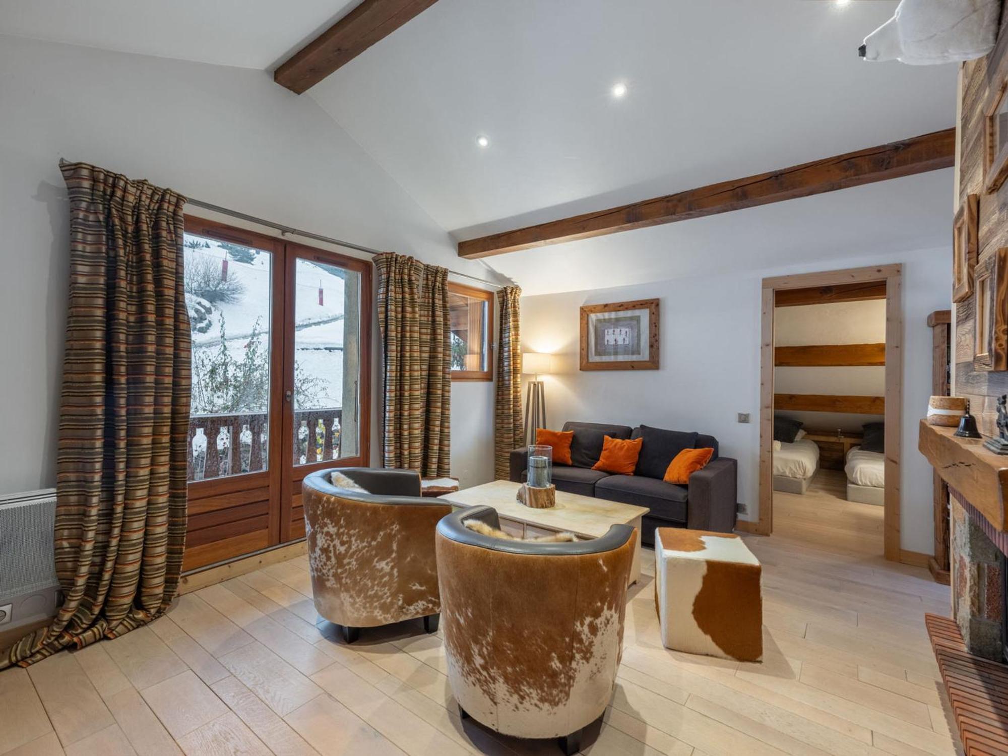 Appartement De Charme Traversant A Courchevel Moriond, Proche Remontees Et Commerces - Fr-1-563-145 Exterior photo